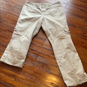 Sonoma Pants/Capris